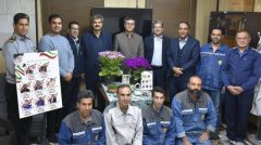 سرپرست شرکت توانیر در کنار سفره هفت سین کارکنان عملیاتی برق اراک